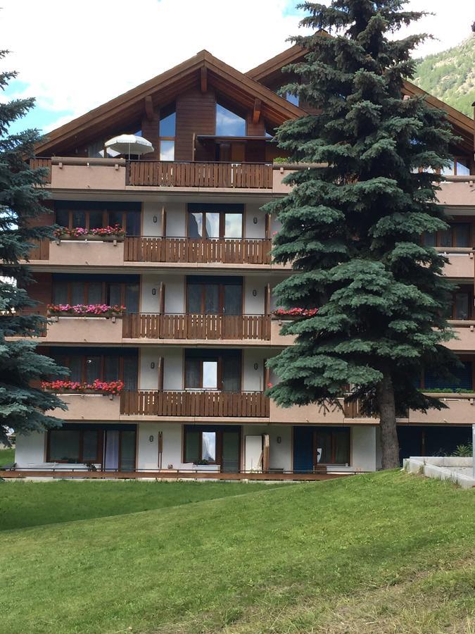 St Martin Apartments Täsch Extérieur photo